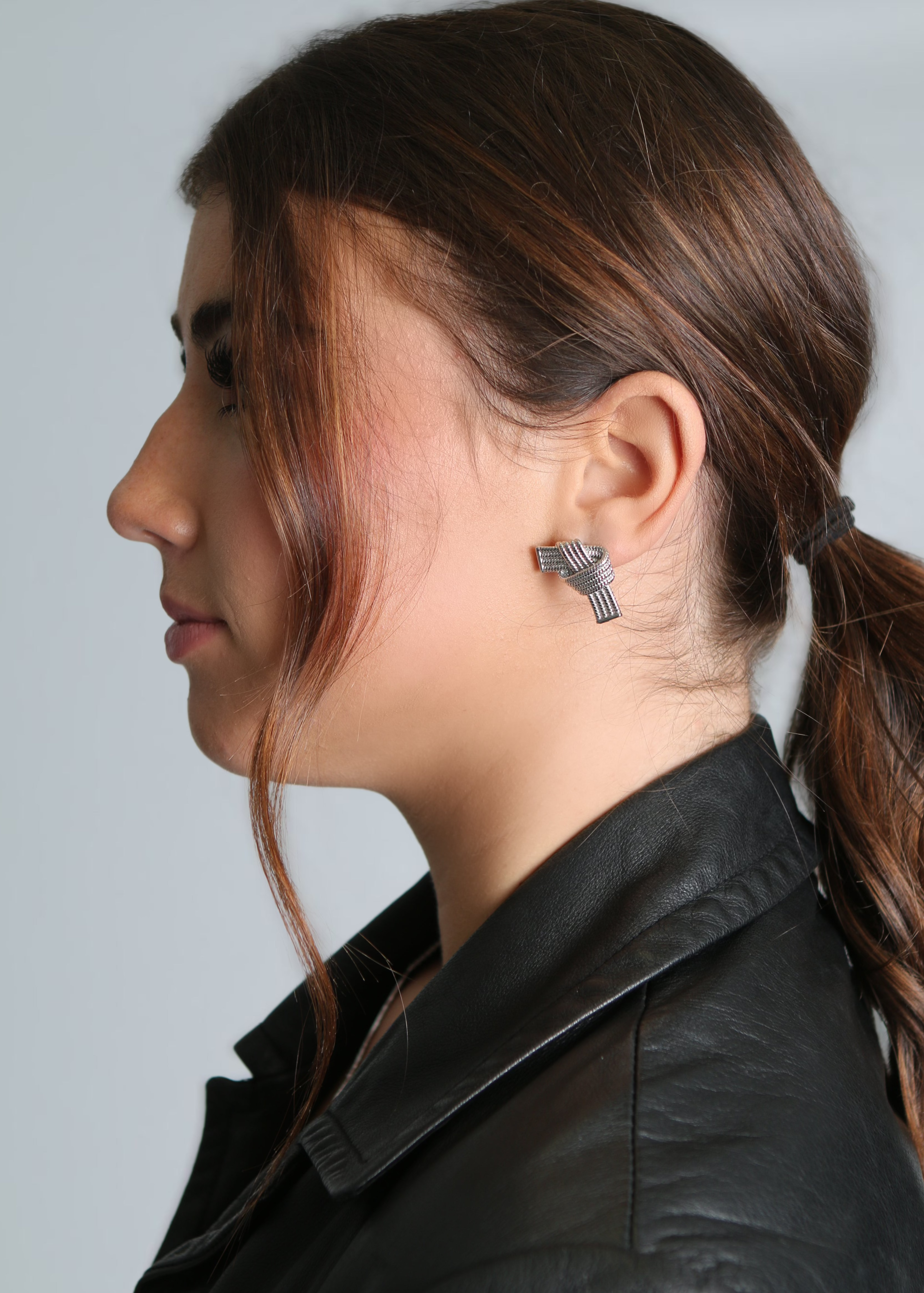 KNOTS OF AUTHORITY EARRINGS