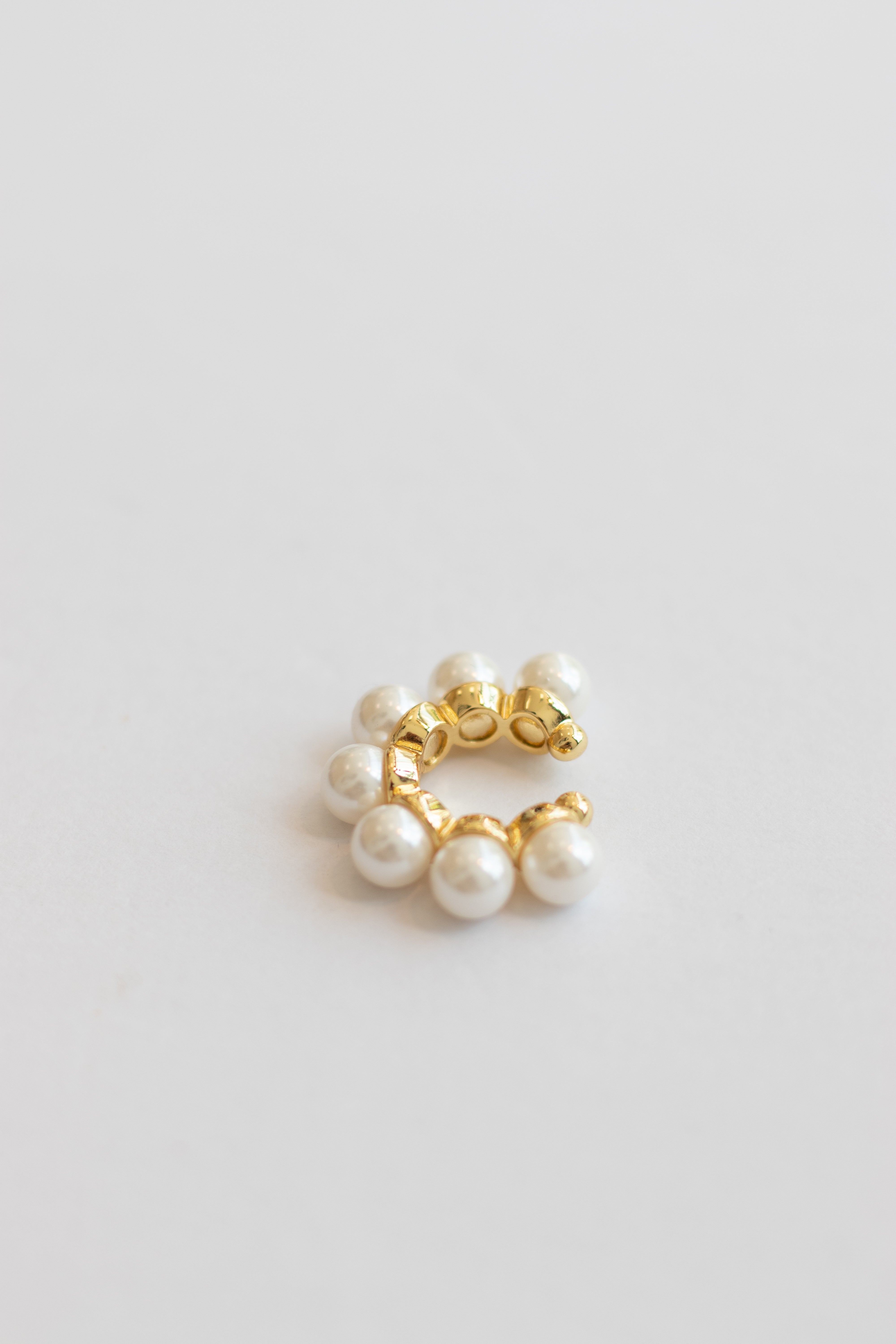 PEARL EAR CUFF