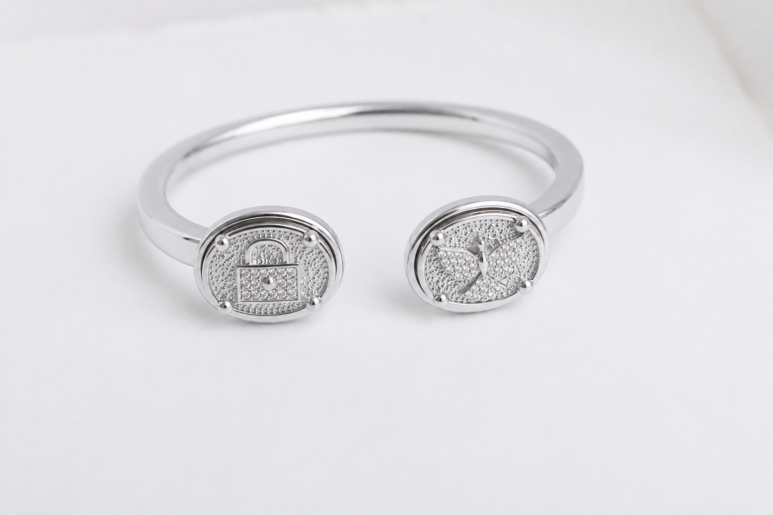 The Signature Bangle